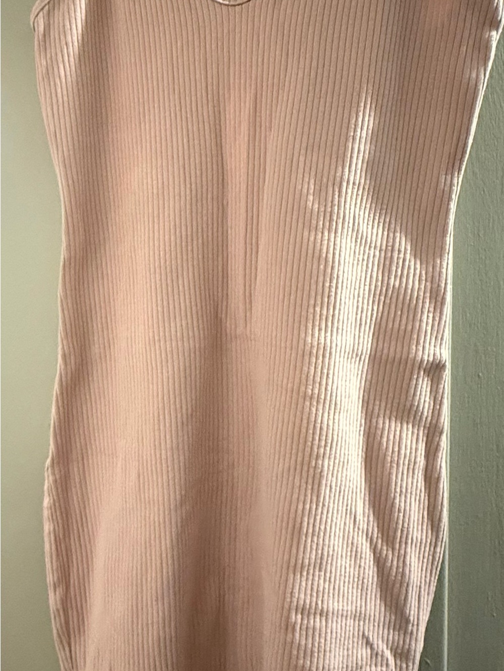 Express Ribbed Scoop Neck Tank Top in Blush Pink